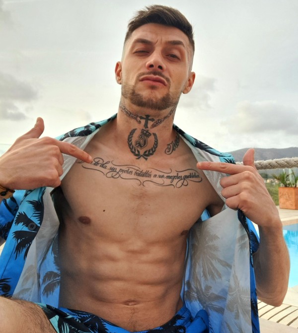 TENTACION POLLON XXL