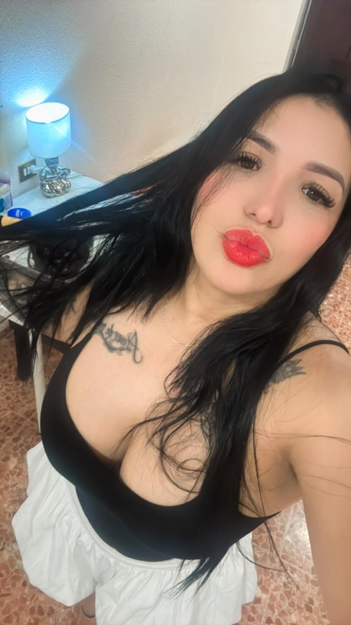 EXÓTICA TATUADA SUPER !