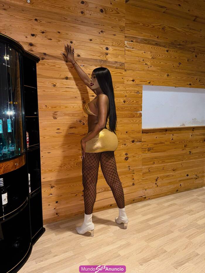 TRANS MUY FEMENINA Y CHUPA POLLASX 90