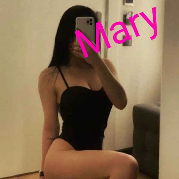 Morena cariñosa, delgada y sexy 20€