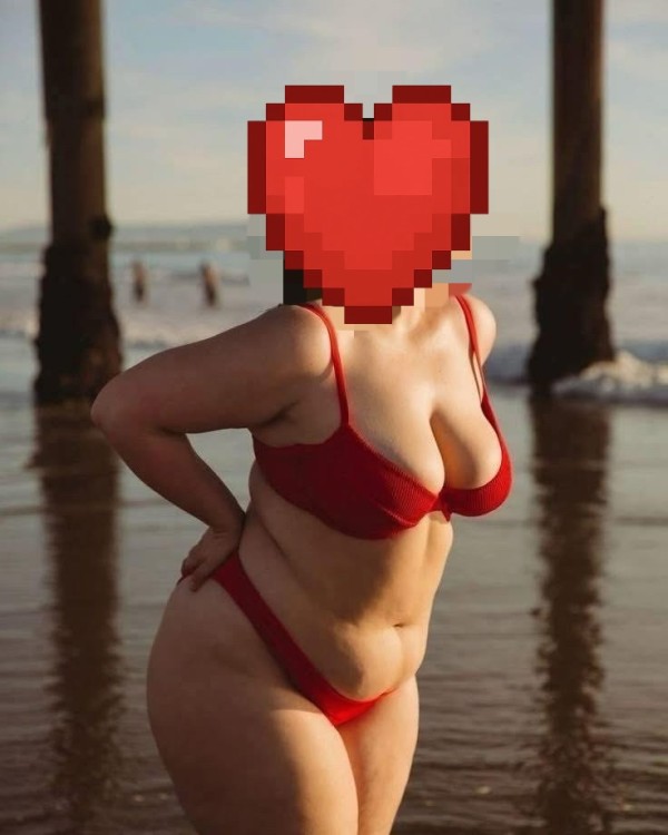 Mujer madurita Curvy en Castellón vivo sola