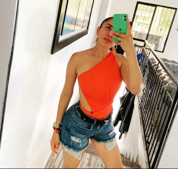 SOFI LATINA LLENA DE DULZURA Y ENCANTO