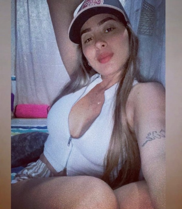 SOFI LATINA LLENA DE DULZURA Y ENCANTO