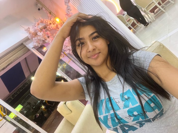 Teen colombiana recien llegada todo un lujo