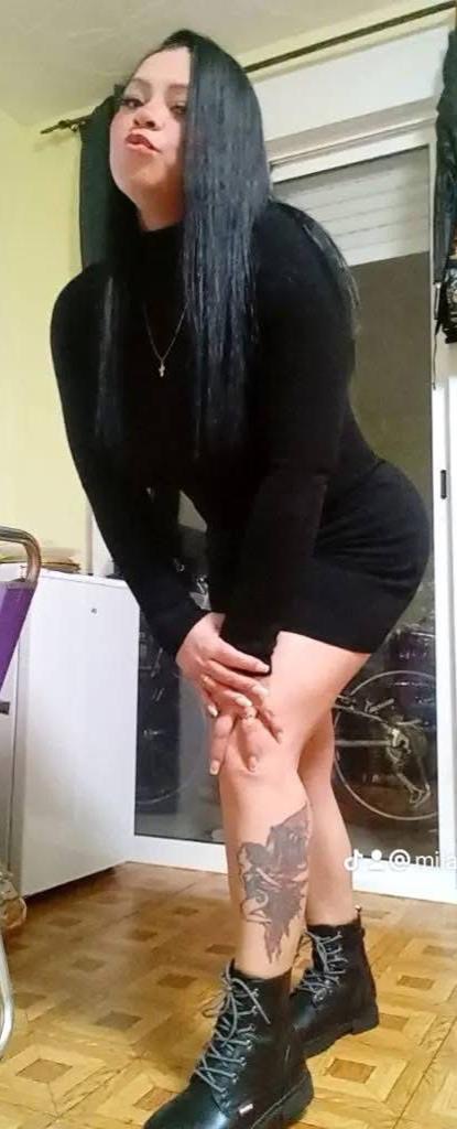 súper tragona tetona curvas para flipar muy puta e