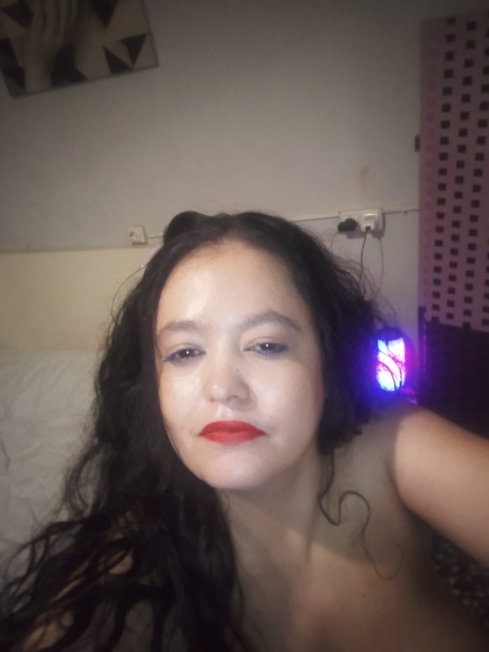 Amiguitas 24 horas , casita discreta en Petrer