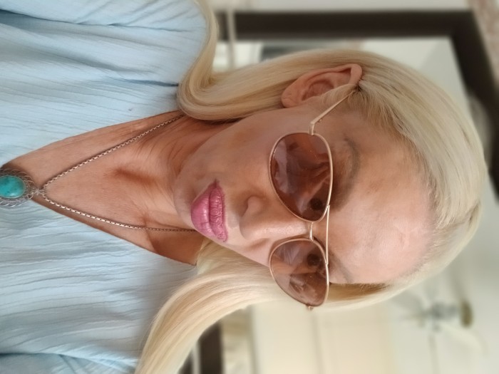 Rubia Divertida con propio apartamento Mijas