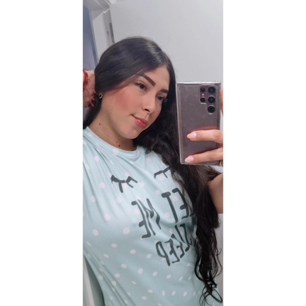 Soffia Hermosa Trans Femenina Y exclusiva de paso