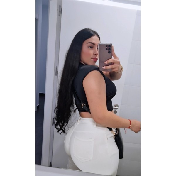 Soffia Hermosa Trans Femenina Y exclusiva de paso