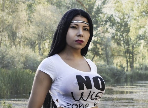 Explosiva cuerpazo cañón, súper tetona