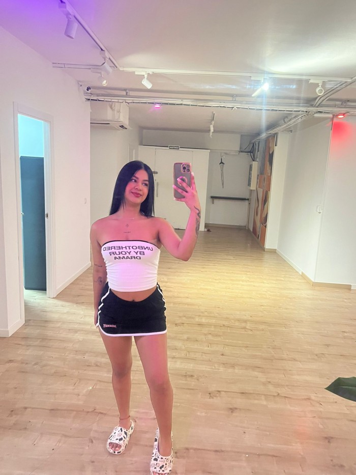 DUPLEX DOS ZORRAS CABALGANDO TU POLLA