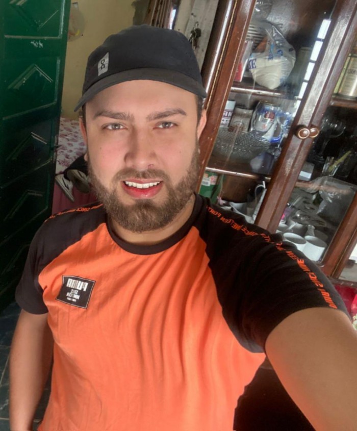 APUESTO CHAVAL FOTO REAL Y AUTÉNTICA DISCRECIÓN AB