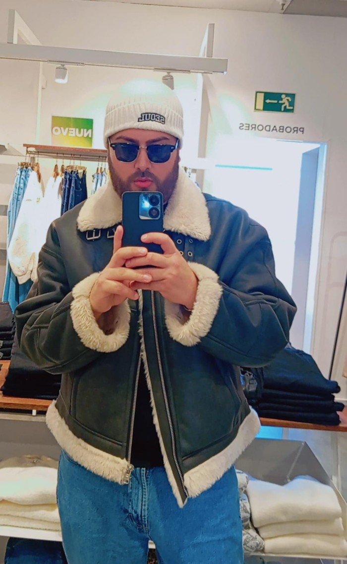 APUESTO CHAVAL FOTO REAL Y AUTÉNTICA DISCRECIÓN AB