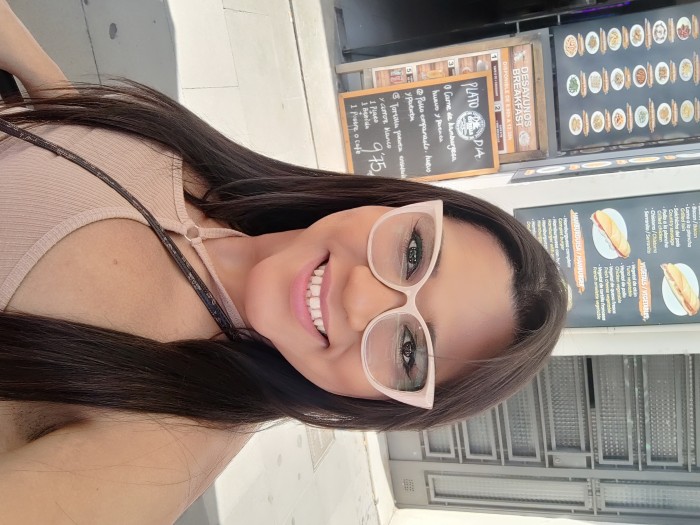 Morena muy fogosa y complaciente BCNETA disponible