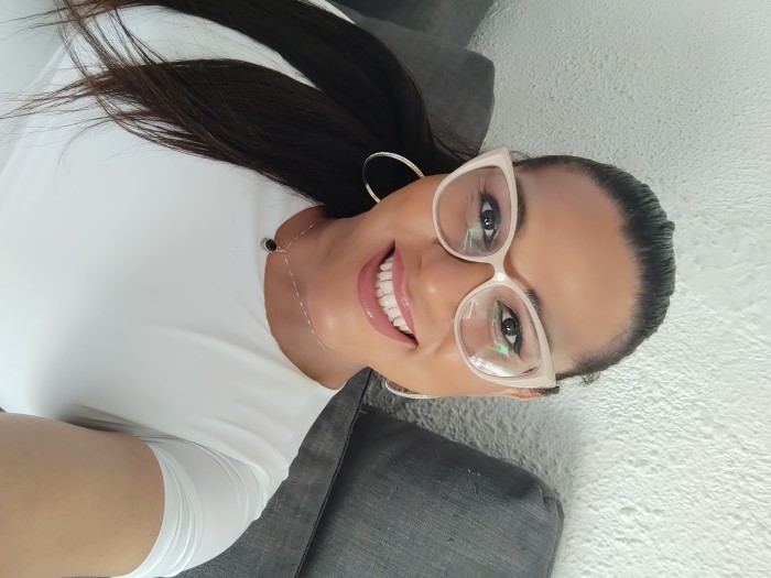 Morena muy fogosa y complaciente BCNETA disponible