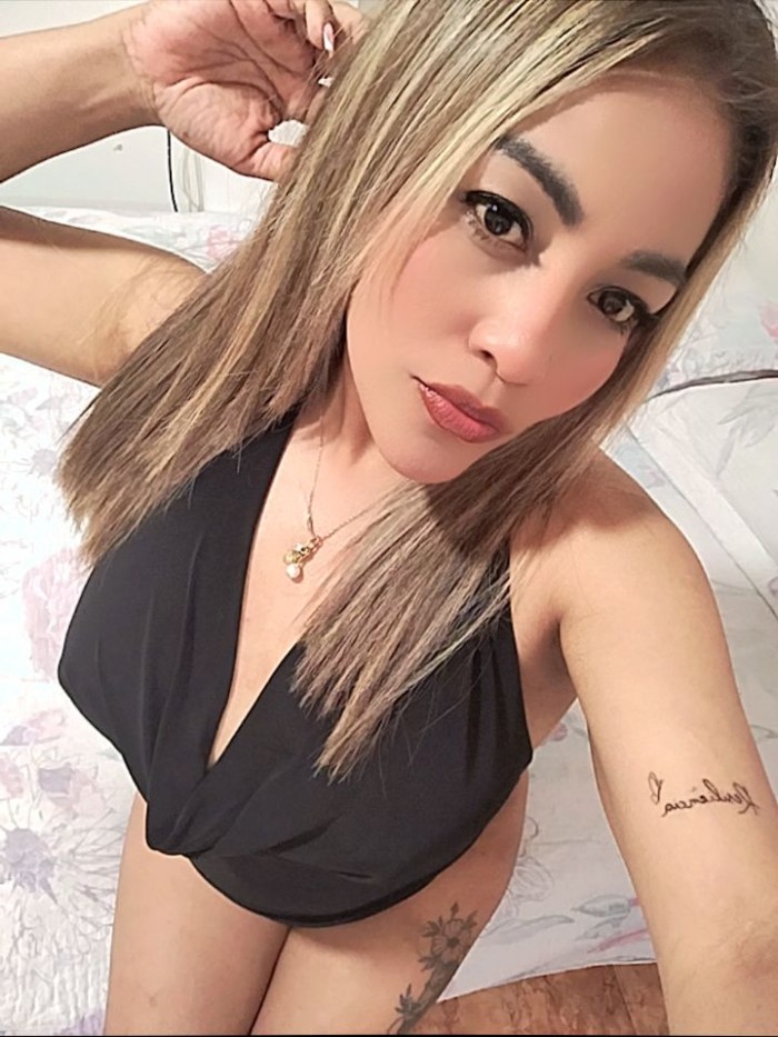 PRECIOSA COLOMBIANA FIESTERA X MOSTOLES