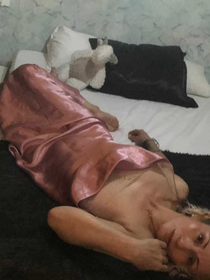 Dulce hermosa brasileña sensual y muy sexy!?