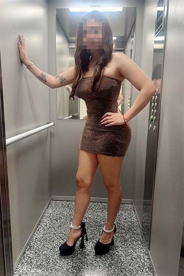 GUAPISIMA MEXICANA EXPLOSIVA DELGADITA JUGUETONA FIESTERA