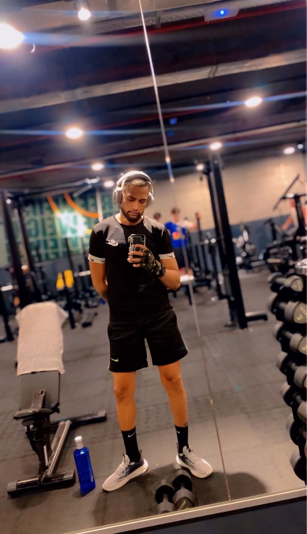 Damian novedad  “GRAN VÍA CENTRO  ”BIG TOP 20 cm.Masajista POCOS DÍAS