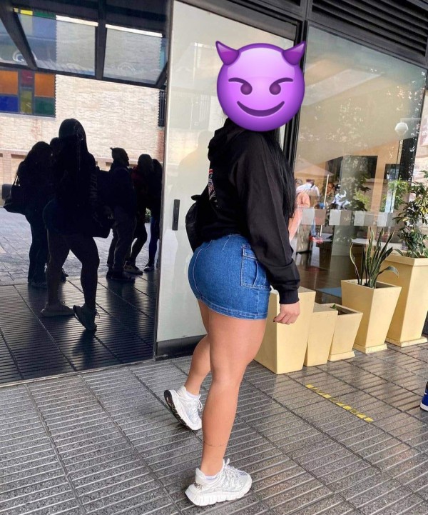 Charlotte hermosa latina culo grande BARCELONA fiesta 24hrs