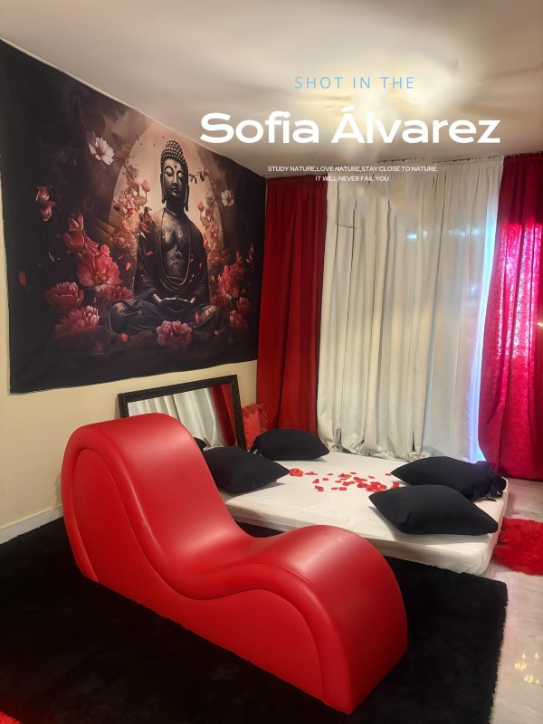 Masajita tantrica erotica Sofi Alvarez