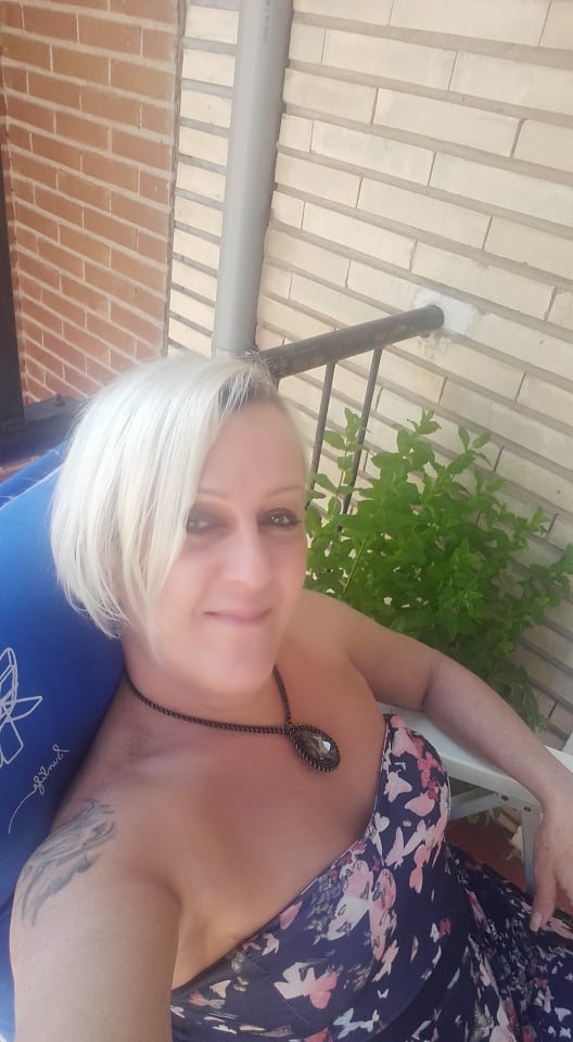 DOMINANTA.CHUPONA.LECHERA.TRAGONA.TODOS LOS SERVIC