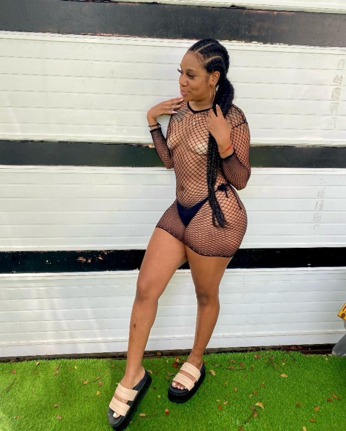 LA MÁS TRAGONA Y CHUPA POLLAS