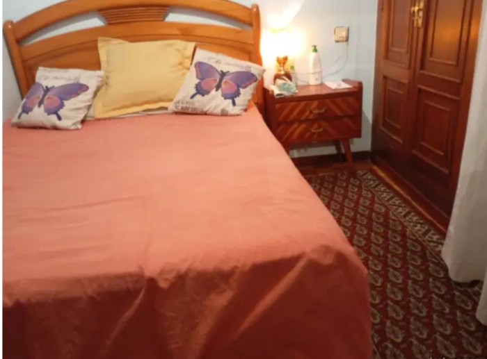 Habitación en Oviedo para escorts y gigolós