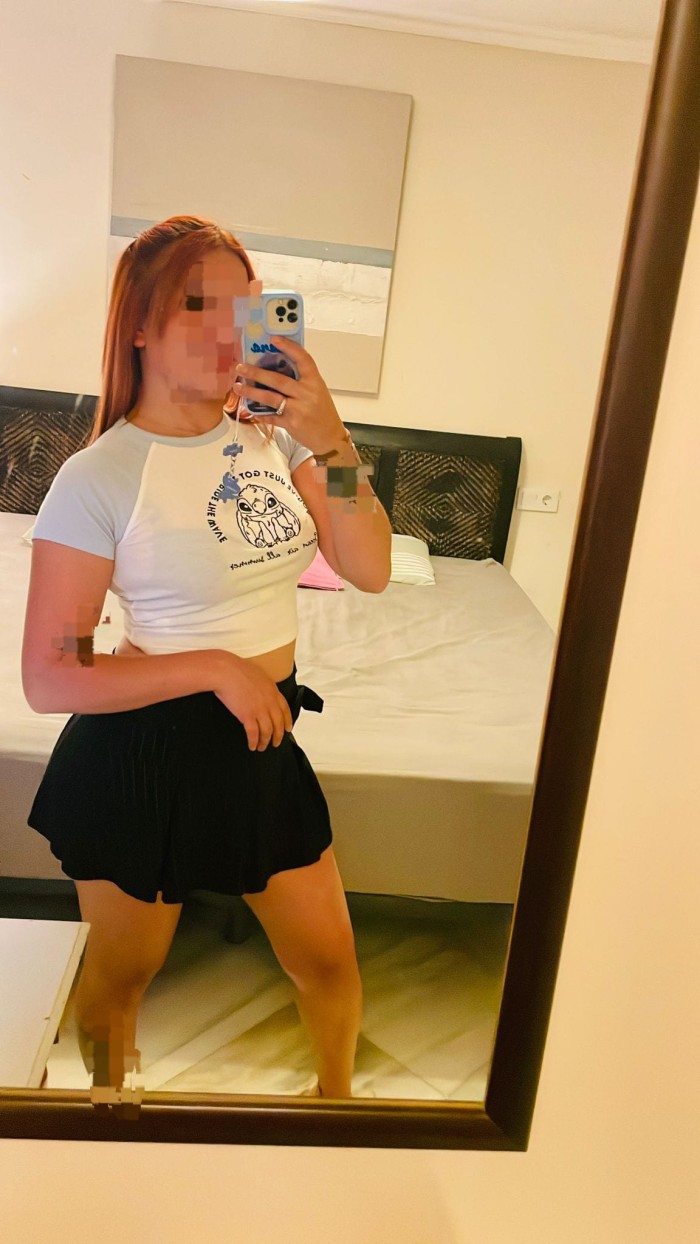 Magali peli roja sexi siempre con ganas