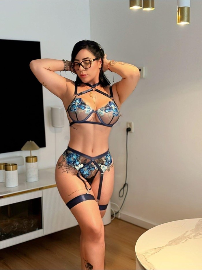 Soy LUNA, recién llegada me encanta follar fotos real