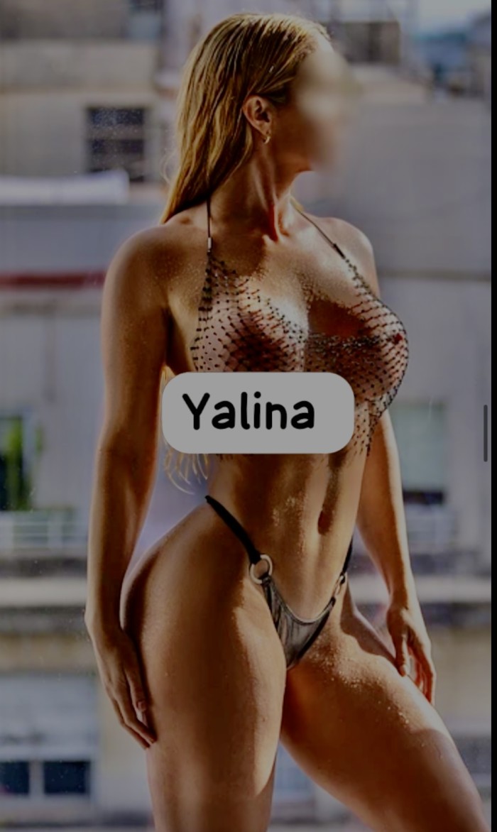 Estás buscando una chica exótica madura