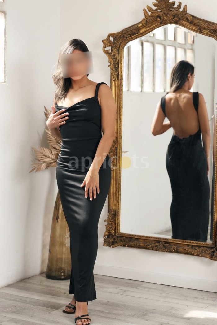 SEXY COLOMBIANA DE 24 AÑOS