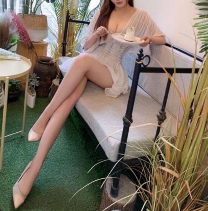 Amiguitas asiaticas muy cachondas  – El Carmen