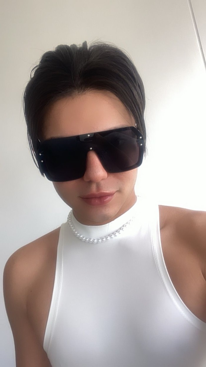 Colombiano caliente en Madrid para juegos intensos