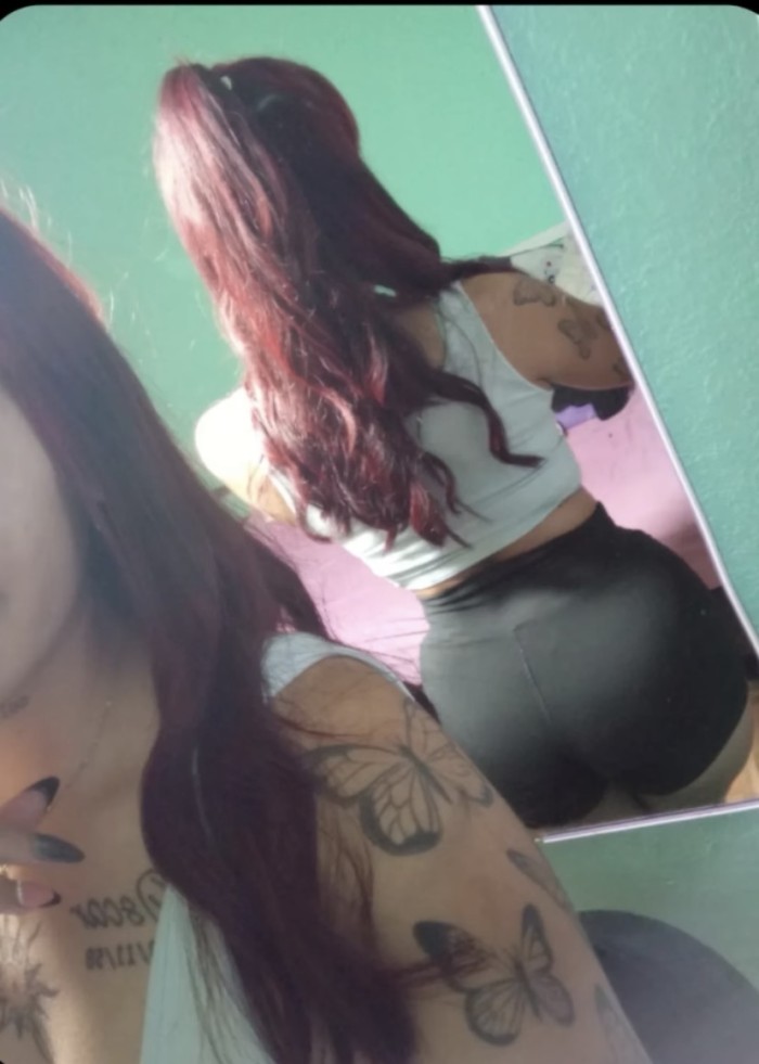 SOLA EN CASA…!! Natalia torrevieja