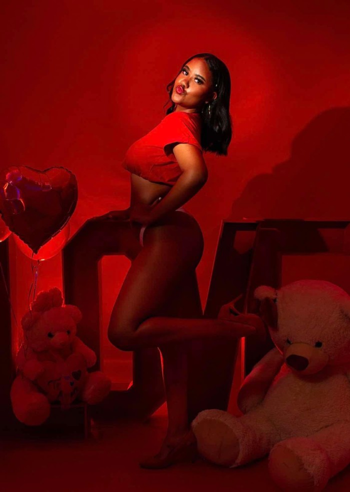 GUARRILLA DE COÑO APRETADITO…