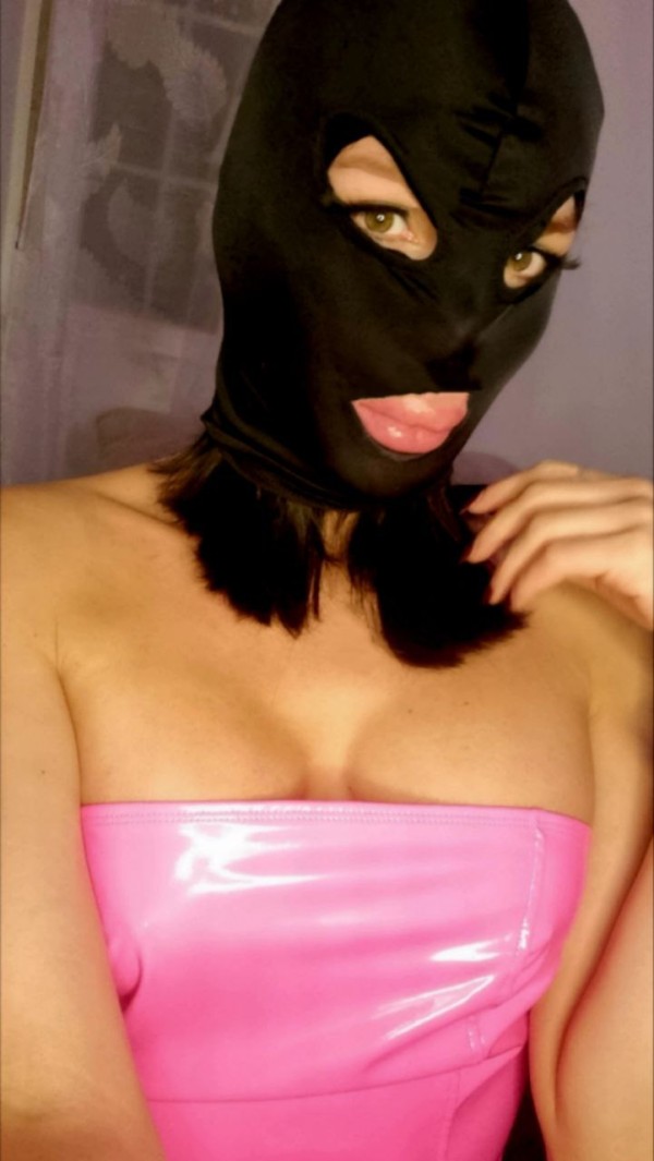 DIOSA LECHERA Y DEL SADO , MUY CALIENTE Y FIESTERA