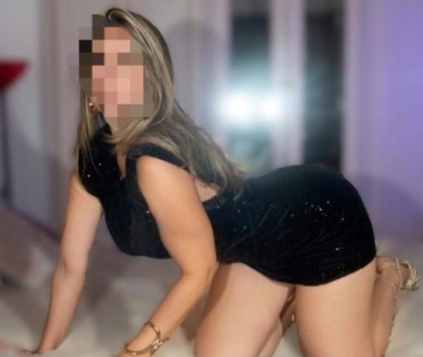 Samira chica dulce , coqueta y ardiente