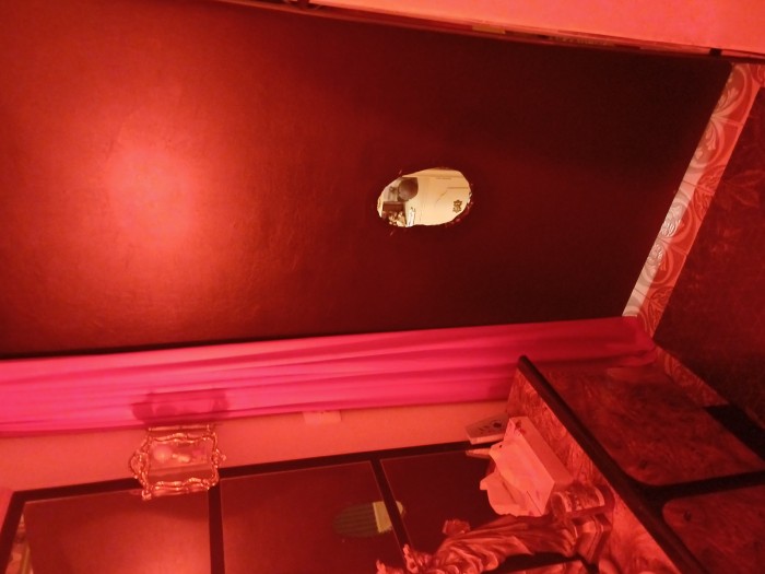 VEN Y DESCARGA TU LECHE EN MI GLORY HOLE CASERO RU