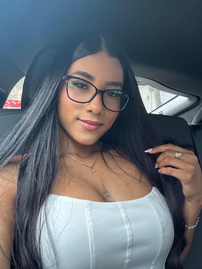 SUPER SQUIRT GUAPA CACHONDA EN IBZA