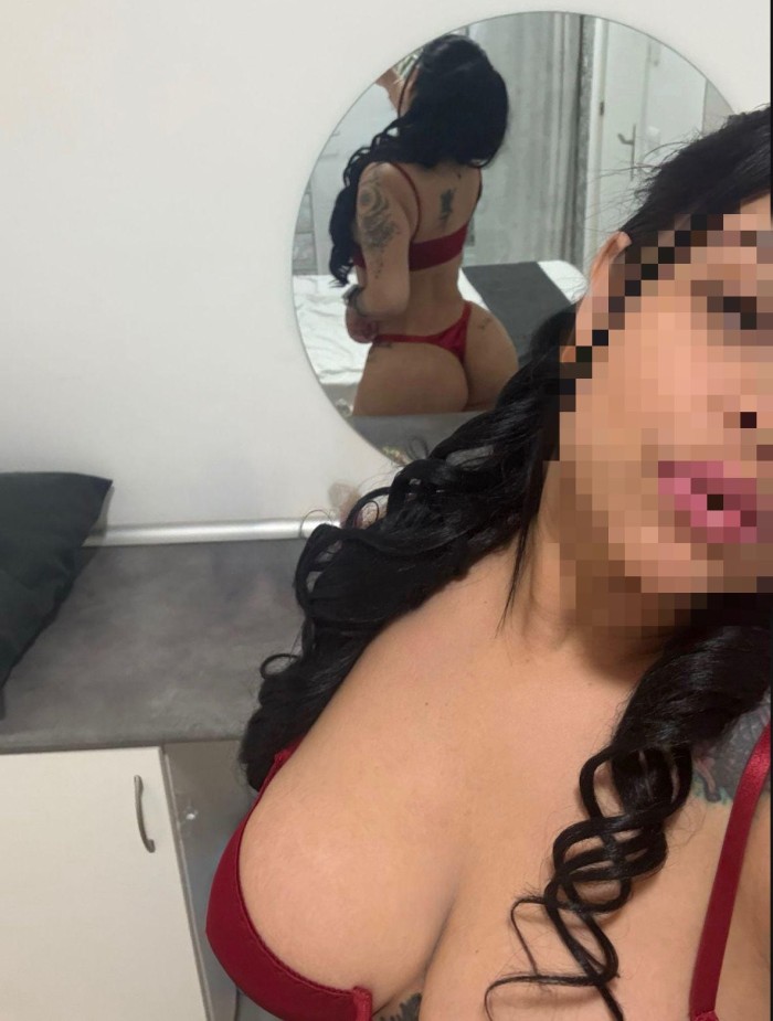 COGEME EN LAS POSES QUE MAS TE GUSTE