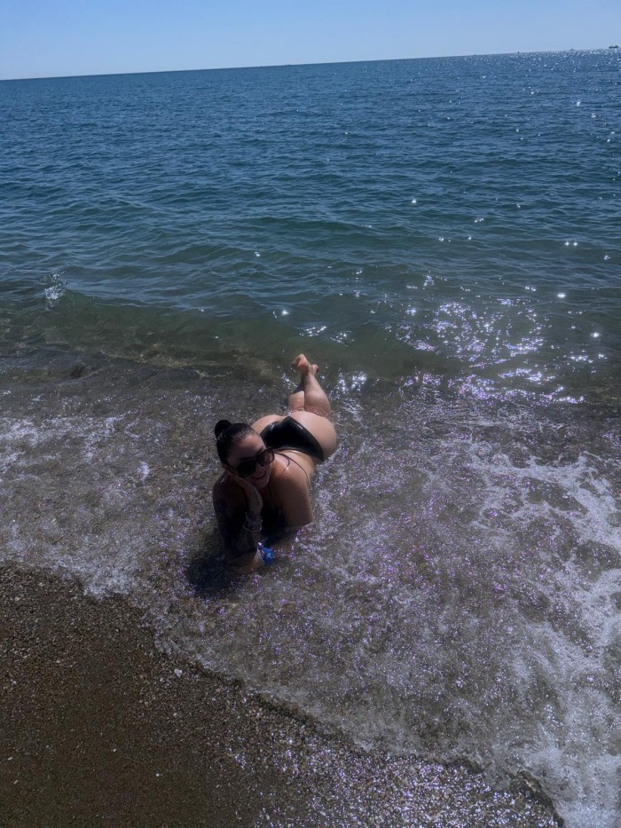 Bebesita exótica Real