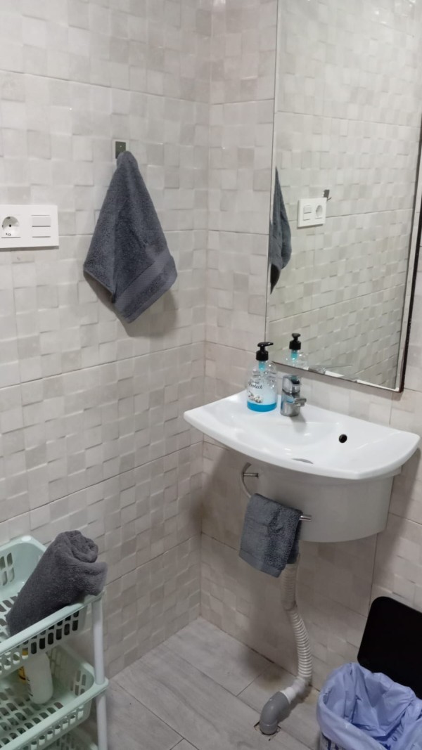 PRUEBA TU SUERTE EN MELILLA habitacion privada