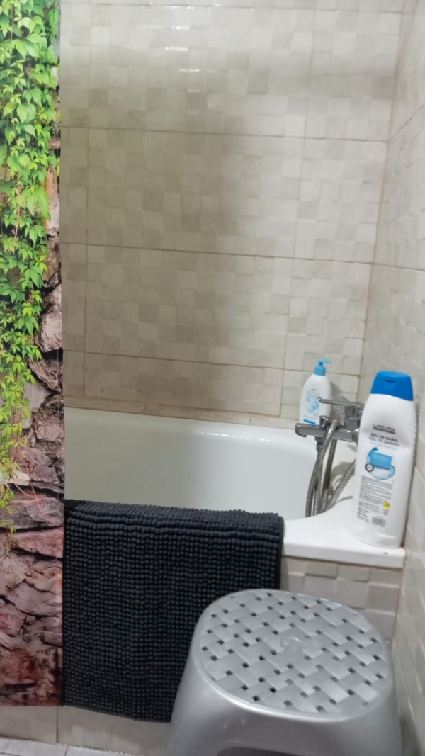 PRUEBA TU SUERTE EN MELILLA habitacion privada