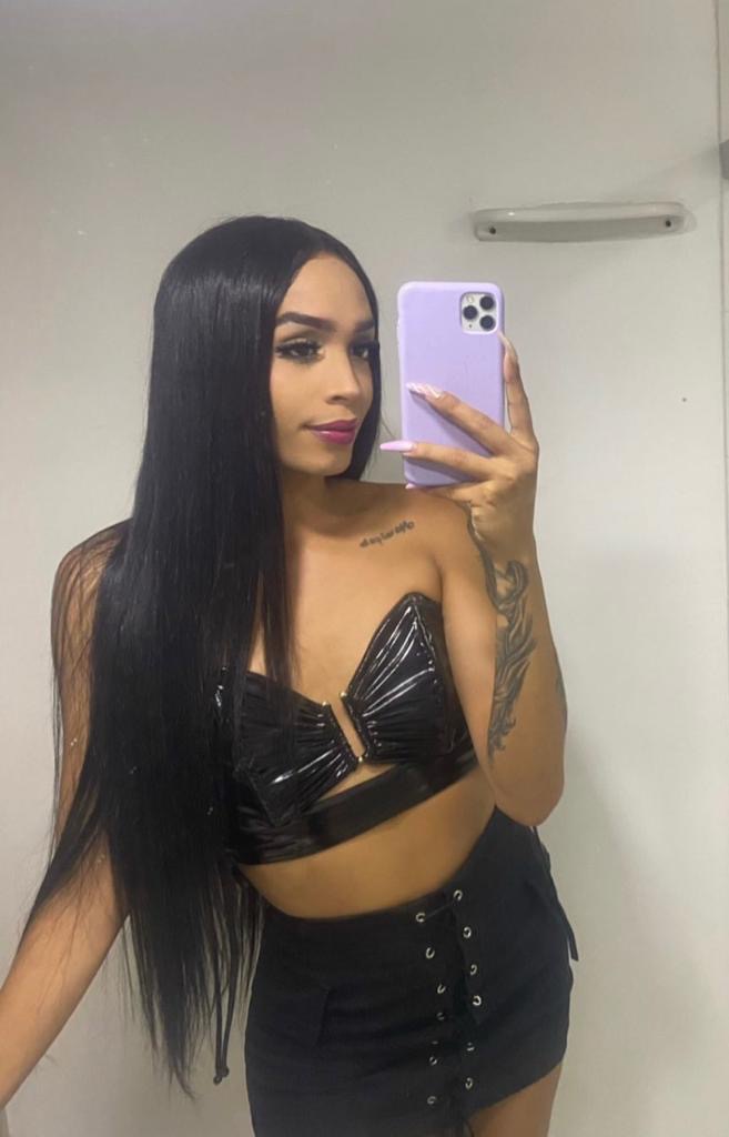 Soy tu transexual ideal toda una perra