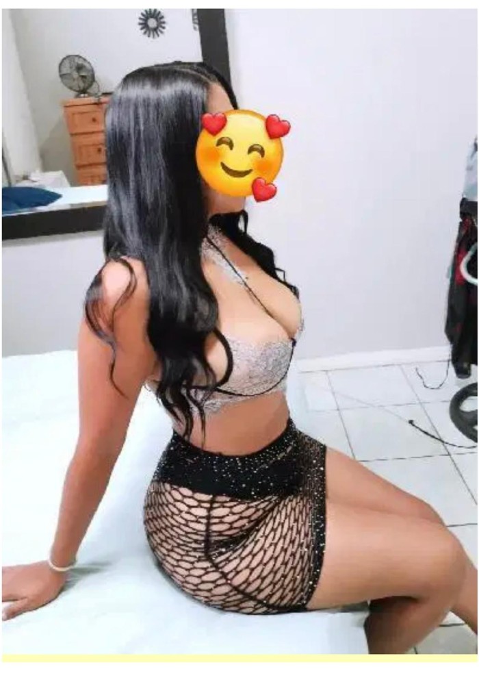 María, latina ardiente recién llegada a tu zona