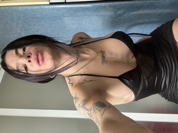 Primerizo?elige bien tu primera experiencia.mamadora implicada