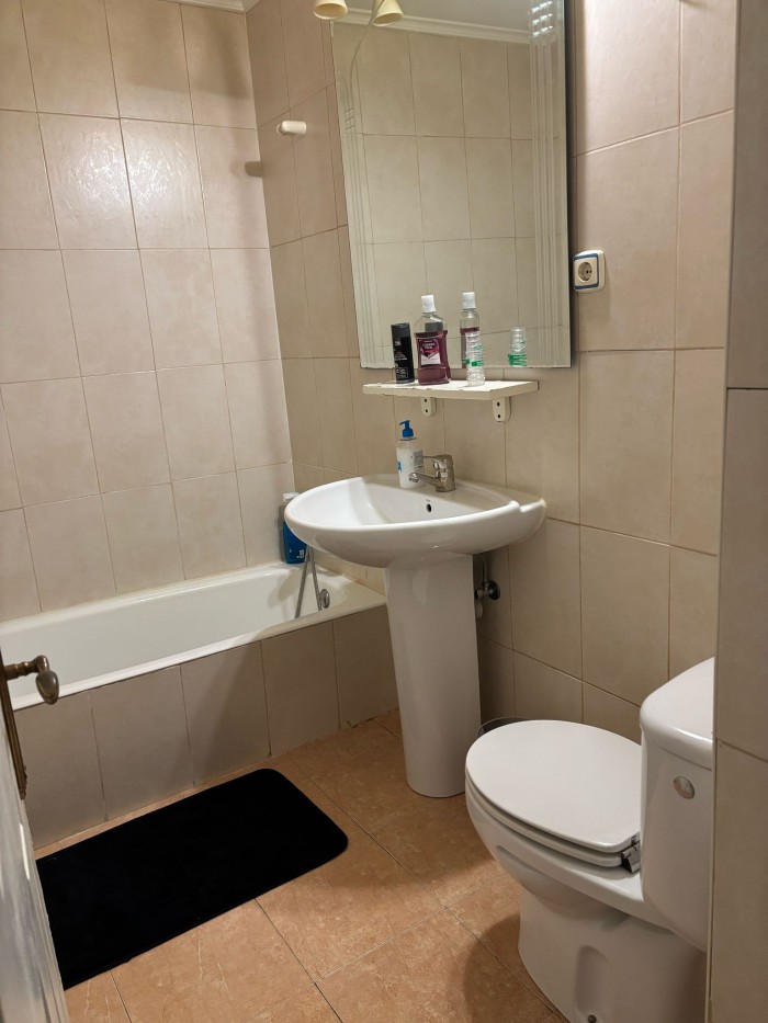 Alquiler habitación país vasco- Bilbao centro 24H