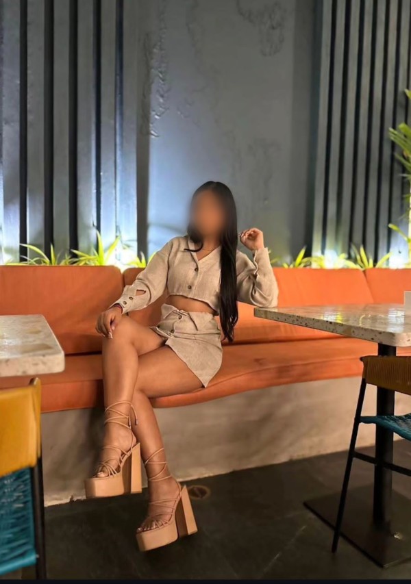 Dana  JOVENCITA de 28años  ATRACTIVA  muy cariñosa