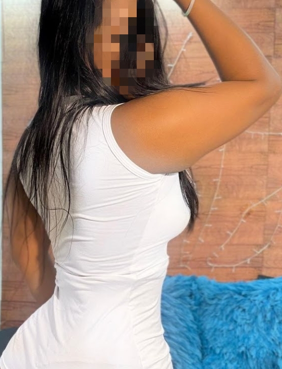 BRENDA ATRACTIVA SEXI